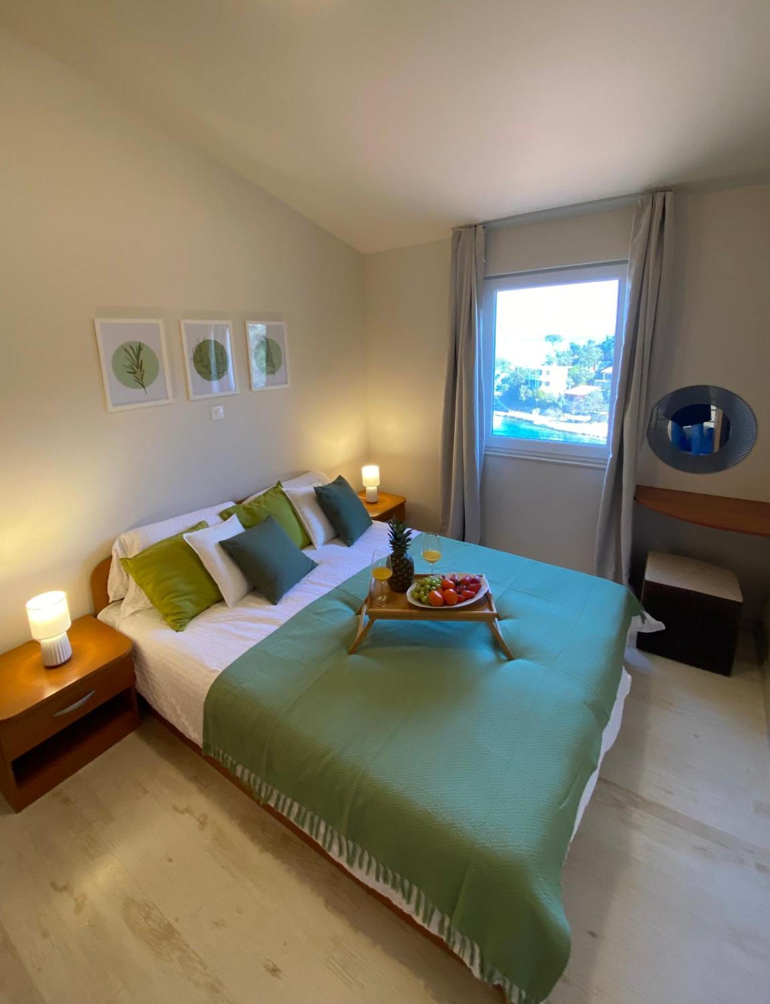 Savar Apartments Eva المظهر الخارجي الصورة