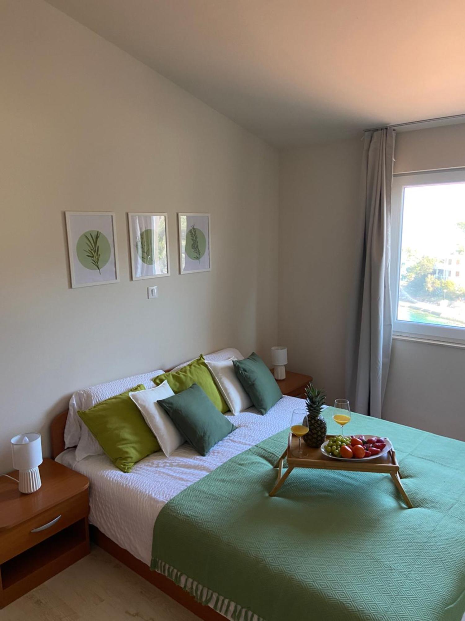 Savar Apartments Eva المظهر الخارجي الصورة